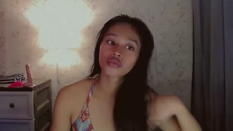 kisses online show from 04/05/26, 09:28