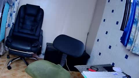 Trish online show from 12/08/24, 06:54