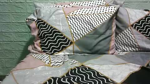 Zoe online show from 02/17/25, 01:47