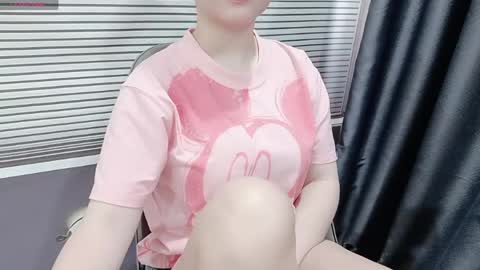 Snapshot of asiasweety chatting on 05/07/26, 01:33 SoHye online show from 05/07/26, 01:33