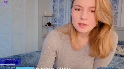 Asiri   pronounced Ah-siri Please no nicknames   3 online show from 12/02/25, 05:30