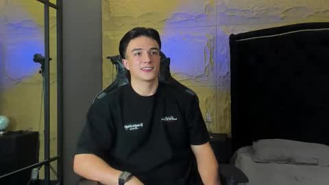 Aslan  online show from 01/11/26, 03:33