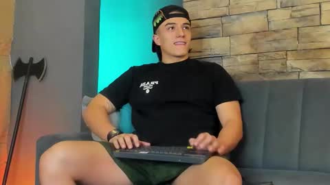 Aslan  online show from 02/07/26, 03:21