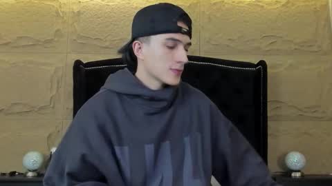 Aslan  online show from 03/01/26, 06:04