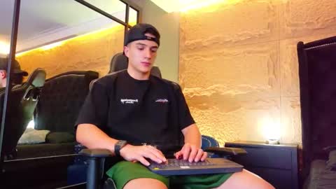 Aslan  online show from 05/24/26, 03:55