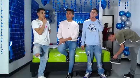 THOMAS AND DAMIAND online show from 02/16/25, 12:19