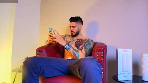 Snapshot of asmodeus_bael_ chatting on 09/15/25, 01:05 asmodeus bael online show from 09/15/25, 01:05