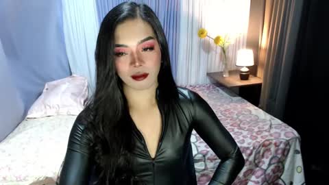 Margaux Miller online show from 02/16/25, 02:43