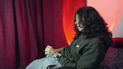 Snapshot of asmodeuszz chatting on 12/04/24, 06:00 asmodeuszz online show from 12/04/24, 06:00