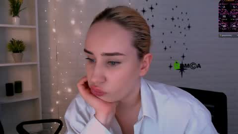 Snapshot of asol_muah chatting on 04/30/26, 08:57 Asol online show from 04/30/26, 08:57