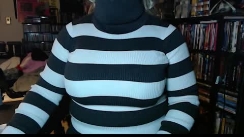 Snapshot of aspen_vale chatting on 12/09/24, 10:30 Aspen Vale online show from 12/09/24, 10:30