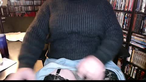 Snapshot of aspen_vale chatting on 12/14/24, 06:56 Aspen Vale online show from 12/14/24, 06:56