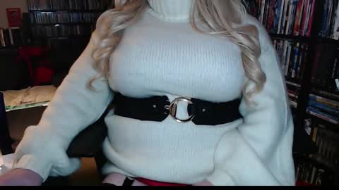 Snapshot of aspen_vale chatting on 01/21/25, 12:15 Aspen Vale online show from 01/21/25, 12:15