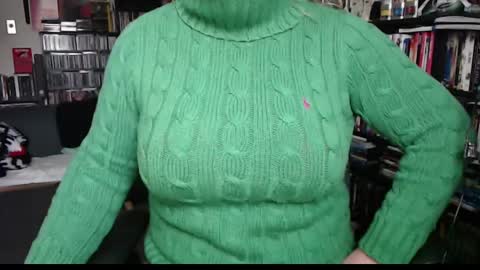 Snapshot of aspen_vale chatting on 02/16/25, 03:59 Aspen Vale online show from 02/16/25, 03:59