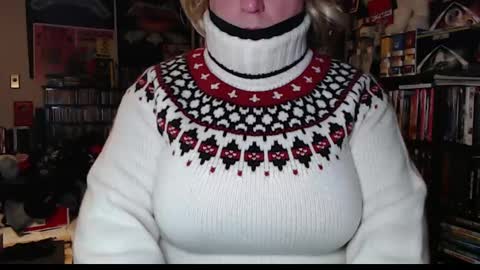 Snapshot of aspen_vale chatting on 02/21/25, 11:32 Aspen Vale online show from 02/21/25, 11:32