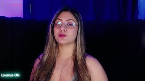 Snapshot of aspenruss chatting on 11/27/25, 11:07 online show from 11/27/25, 11:07