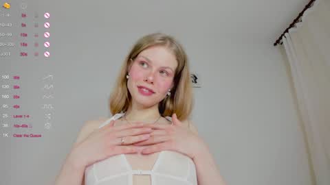 Sasha online show from 12/15/24, 12:40