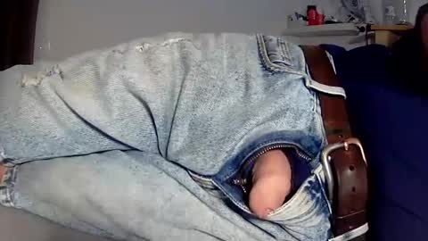 Will take commands from GuysWomenCouples etc online show from 12/16/24, 09:20