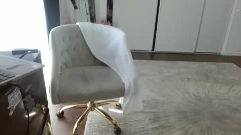 latex online show from 12/12/24, 08:32