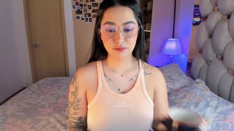 Ashley online show from 01/28/25, 02:21