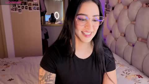 Ashley online show from 11/06/25, 03:46