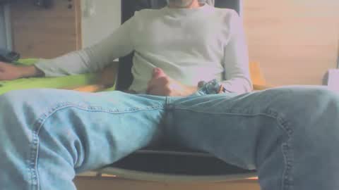 Chriss online show from 05/19/26, 03:18