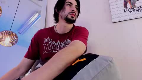 Snapshot of assmoddeus chatting on 12/04/24, 06:28 Asmodeus online show from 12/04/24, 06:28