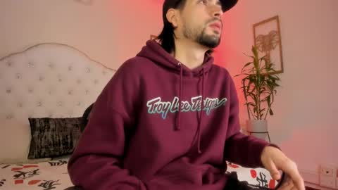 Snapshot of assmoddeus chatting on 02/25/25, 12:13 Asmodeus online show from 02/25/25, 12:13