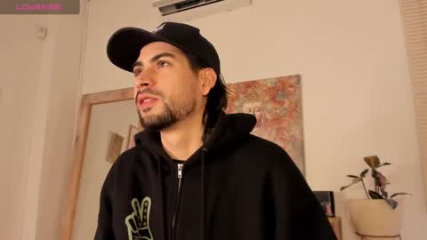 Snapshot of assmoddeus chatting on 03/06/25, 11:36 Asmodeus online show from 03/06/25, 11:36