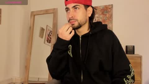 Snapshot of assmoddeus chatting on 03/07/25, 01:51 Asmodeus online show from 03/07/25, 01:51