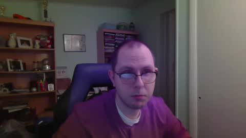 Andrew or Smiley Read the message in bold above the bio design for info on the situation. online show from 10/27/25, 01:31