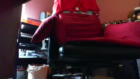 Snapshot of astiff1foru chatting on 01/18/25, 02:02 astiff1foru online show from 01/18/25, 02:02