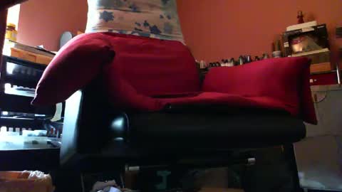 Snapshot of astiff1foru chatting on 02/20/25, 02:13 astiff1foru online show from 02/20/25, 02:13