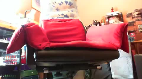 Snapshot of astiff1foru chatting on 03/07/25, 02:12 astiff1foru online show from 03/07/25, 02:12