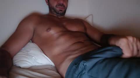 Aston online show from 03/25/26, 08:59