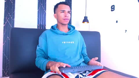 Aston  online show from 04/03/26, 03:37