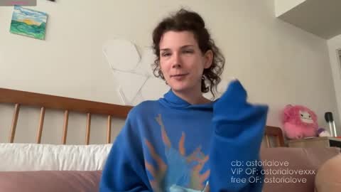 AstoriaLove online show from 03/31/26, 04:51