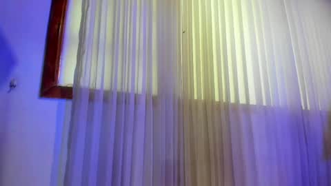 Astra Glows Cam online show from 04/17/26, 12:30