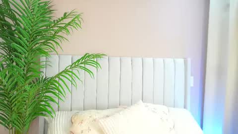 Astrea online show from 02/23/25, 09:05