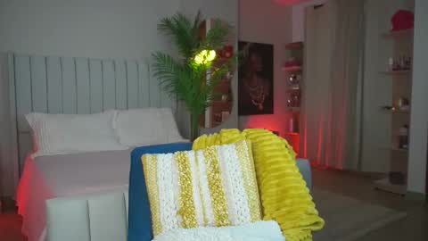 Astrea online show from 09/24/25, 12:14