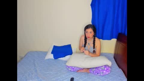 Mag and Molly online show from 11/21/25, 03:16