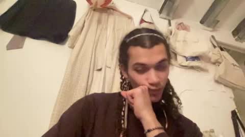 Astro Doll online show from 01/04/25, 08:16