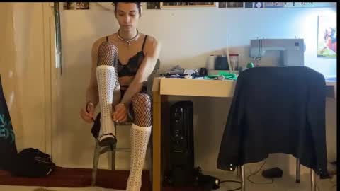 Snapshot of astrodoll chatting on 01/17/25, 04:36 Astro Doll online show from 01/17/25, 04:36