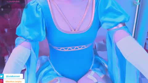 Snapshot of asuka_langleysoryu chatting on 09/10/25, 08:31 Bonnie online show from 09/10/25, 08:31