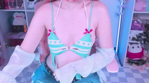 Snapshot of asuka_langleysoryu chatting on 09/20/25, 05:03 Bonnie online show from 09/20/25, 05:03