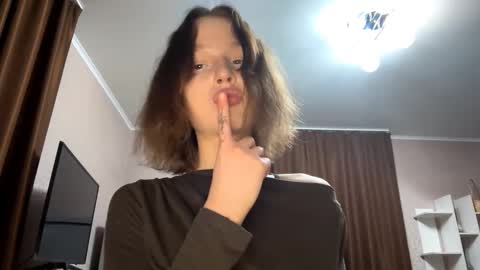 Snapshot of asunanue chatting on 03/27/26, 10:31 Asuna online show from 03/27/26, 10:31