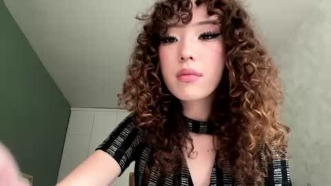 Kira online show from 06/16/26, 07:33