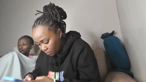 atara_seren online show from 05/26/26, 09:49