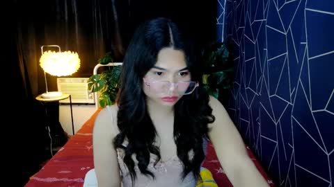 atashakendall online show from 05/05/26, 01:57