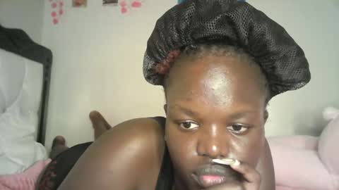 ateker5 online show from 04/17/26, 11:35